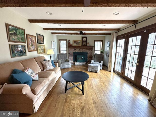 613 SHEARER ST, North Wales, PA 19454