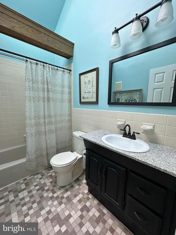 613 SHEARER ST, North Wales, PA 19454