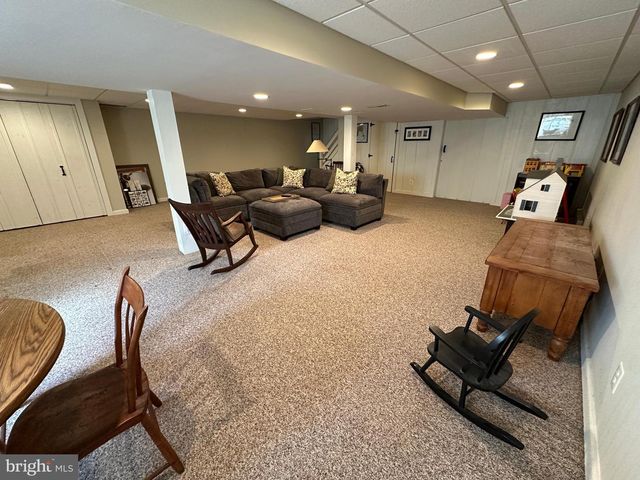 613 SHEARER ST, North Wales, PA 19454