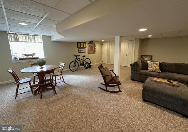 613 SHEARER ST, North Wales, PA 19454