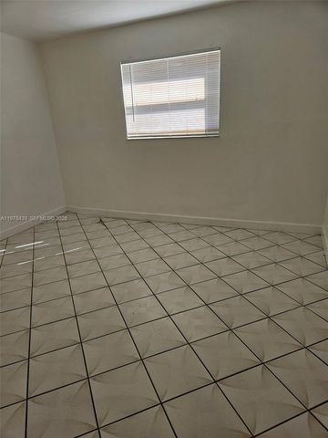 1031 Atlantic Ave A, Opa-locka, FL 33054