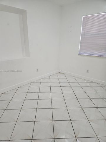 1031 Atlantic Ave A, Opa-locka, FL 33054