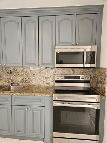 1031 Atlantic Ave A, Opa-locka, FL 33054