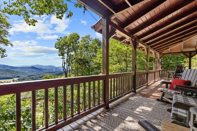 16 Enchanting Circle, Morganton, GA 30560