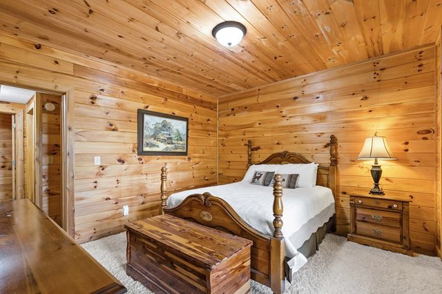 16 Enchanting Circle, Morganton, GA 30560