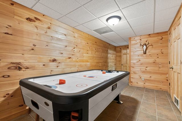 16 Enchanting Circle, Morganton, GA 30560