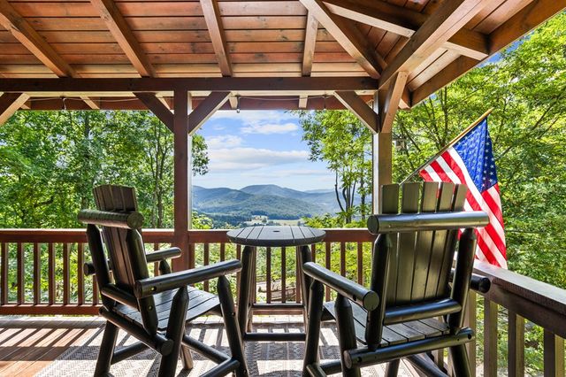 16 Enchanting Circle, Morganton, GA 30560