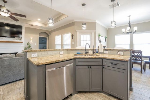 844 Purdue, Corpus Christi, TX 78418