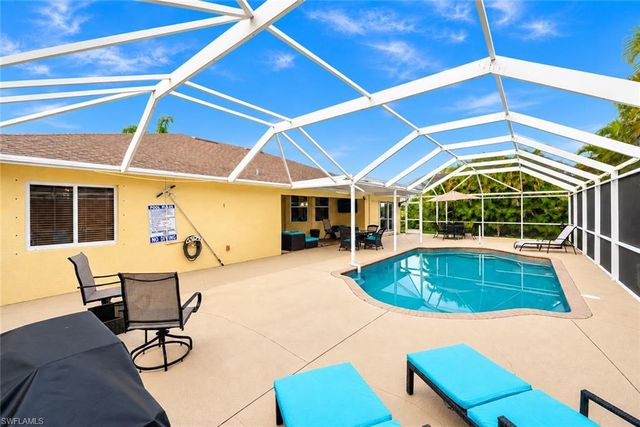 2223 NW 25th TER, Cape Coral, FL 33993