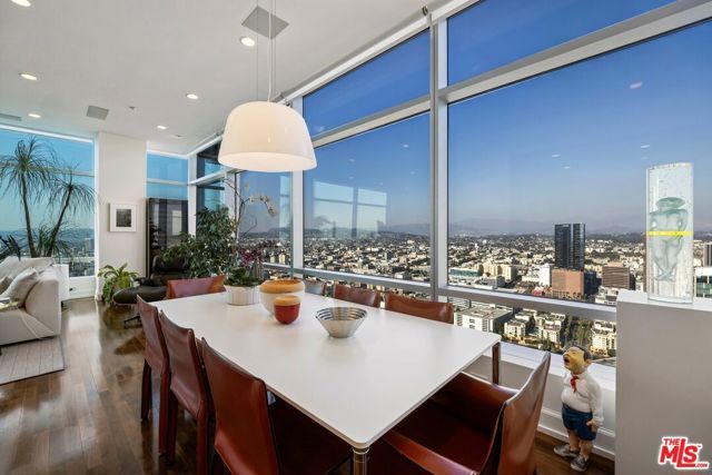 900 W Olympic Boulevard 46G, Los Angeles, CA 90015