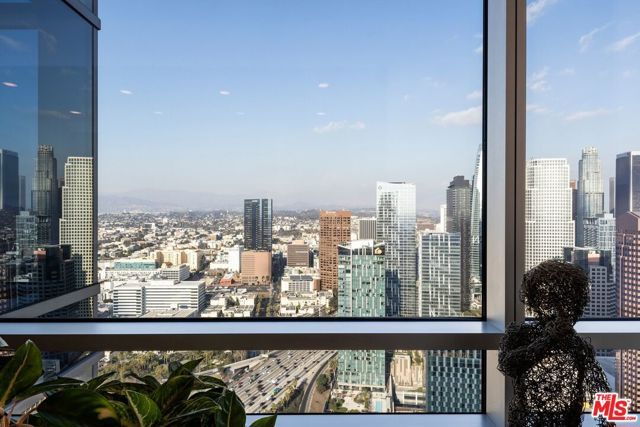 900 W Olympic Boulevard 46G, Los Angeles, CA 90015