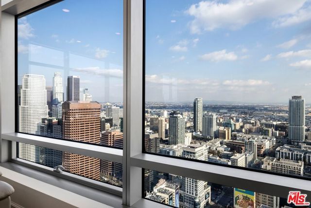 900 W Olympic Boulevard 46G, Los Angeles, CA 90015