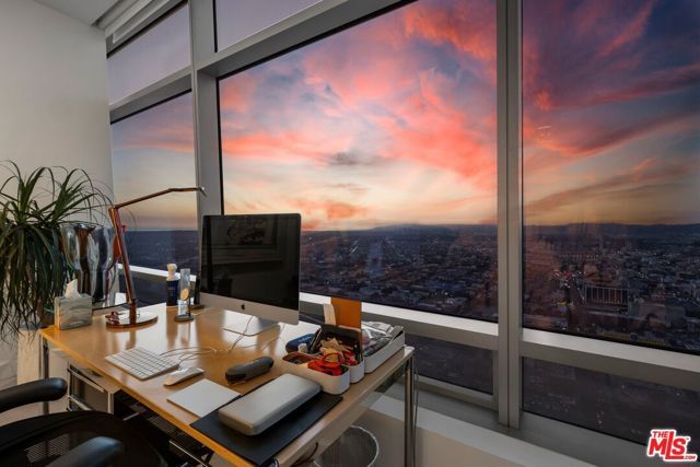 900 W Olympic Boulevard 46G, Los Angeles, CA 90015