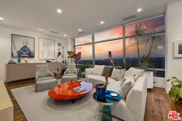 900 W Olympic Boulevard 46G, Los Angeles, CA 90015