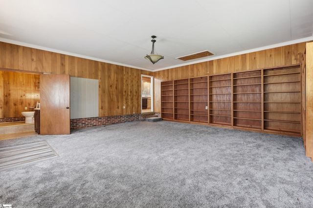 102 Fernwood Drive, Easley, SC 29640