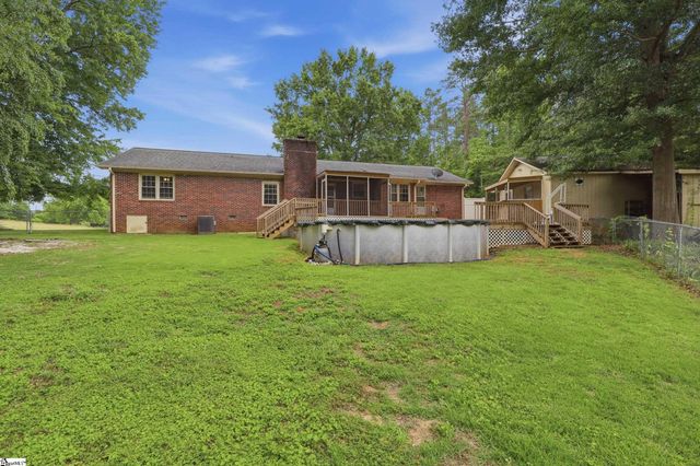 102 Fernwood Drive, Easley, SC 29640