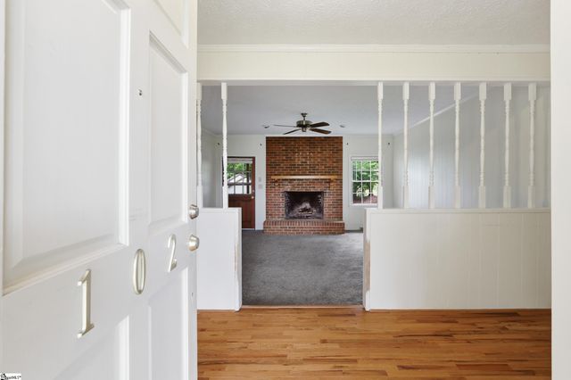 102 Fernwood Drive, Easley, SC 29640