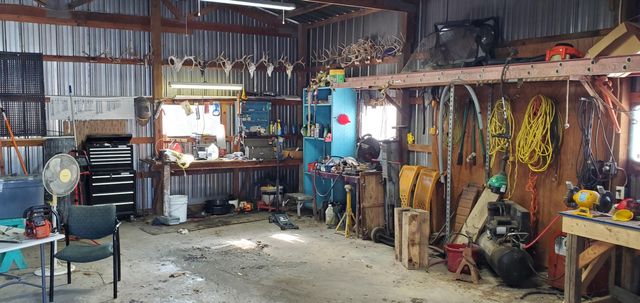 1620 Us Highway 160, Caulfield, MO 65626