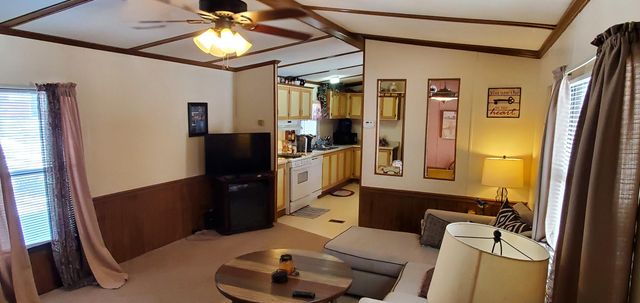 1620 Us Highway 160, Caulfield, MO 65626