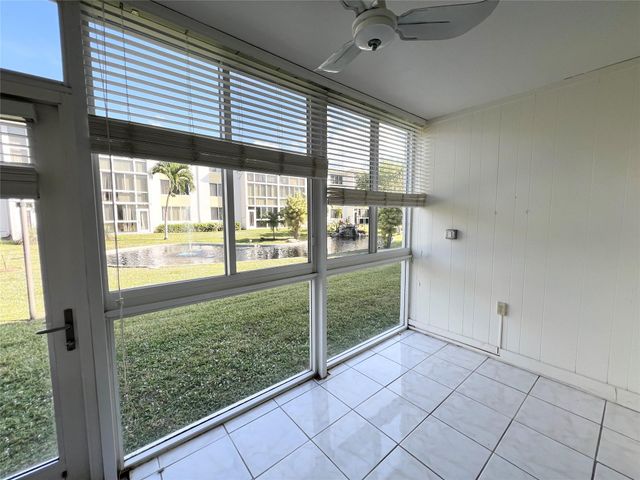 6005 Del Lago Cir 102, Sunrise, FL 33313