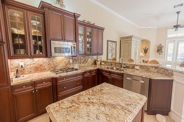 10450 SW Tibre Court, Port St Lucie, FL 34987