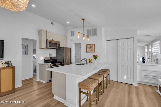 21 E Dune Way 121, Lavallette, NJ 08735