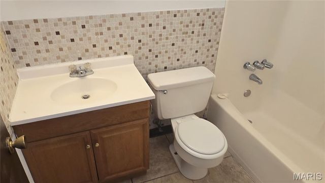 1908 Muren Boulevard 7, Belleville, IL 62221