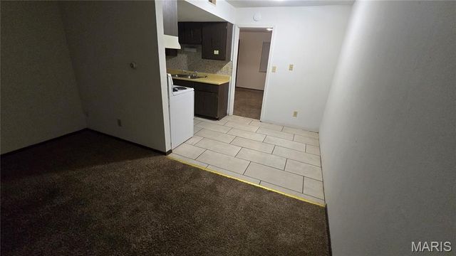 1908 Muren Boulevard 7, Belleville, IL 62221