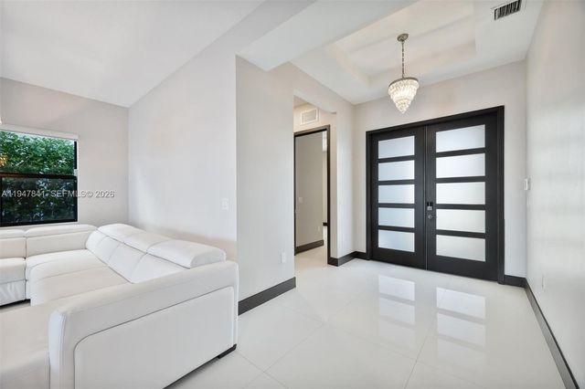 15722 NW 88th Ave, Miami Lakes, FL 33018