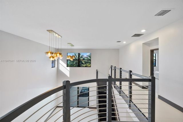 15722 NW 88th Ave, Miami Lakes, FL 33018