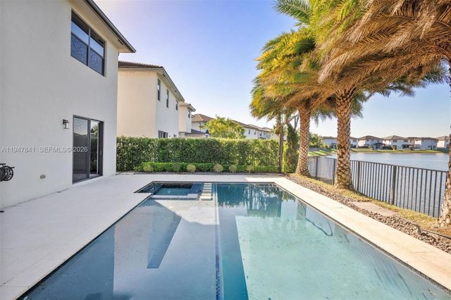 15722 NW 88th Ave, Miami Lakes, FL 33018