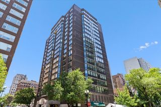 21 W Goethe Street 4H, Chicago, IL 60610