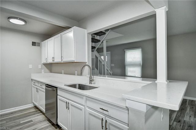 4822 Oldwick CT, Virginia Beach, VA 23462