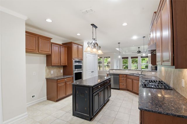 1728 Hacienda Heights Lane, Frisco, TX 75036