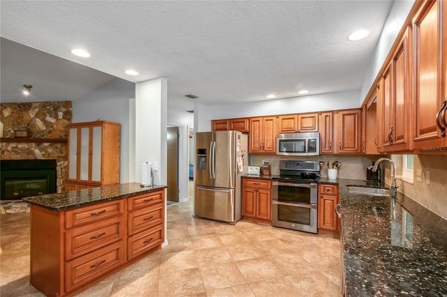 3005 SE 160TH LANE ROAD, Summerfield, FL 34491