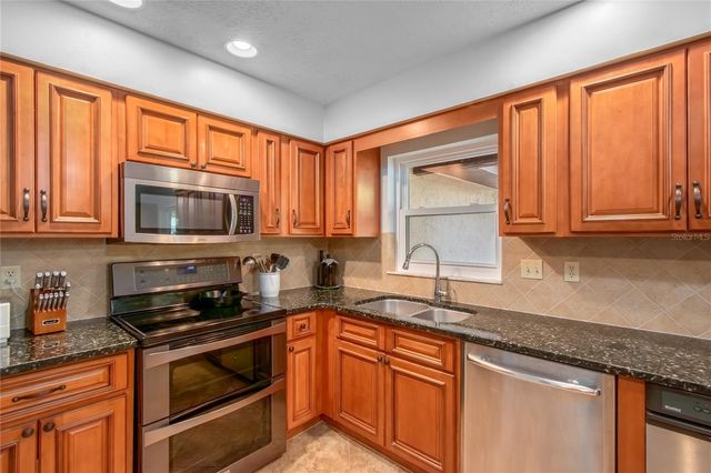 3005 SE 160TH LANE ROAD, Summerfield, FL 34491