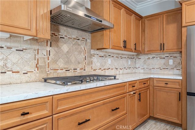 18571 Amalia, Huntington Beach, CA 92648