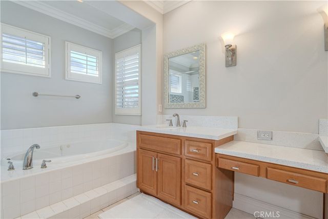 18571 Amalia, Huntington Beach, CA 92648