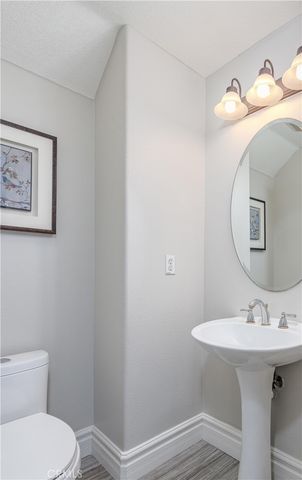 18571 Amalia, Huntington Beach, CA 92648