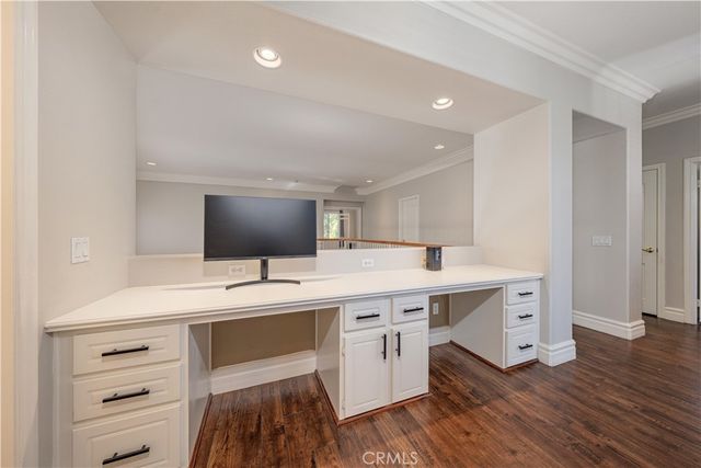 18571 Amalia, Huntington Beach, CA 92648