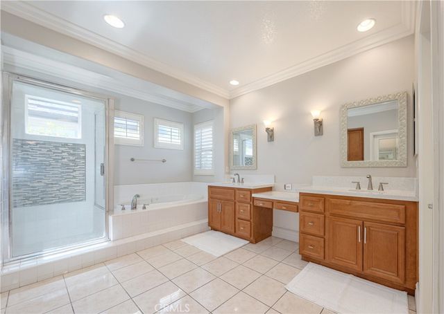 18571 Amalia, Huntington Beach, CA 92648