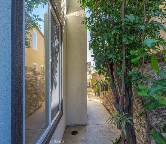 18571 Amalia, Huntington Beach, CA 92648