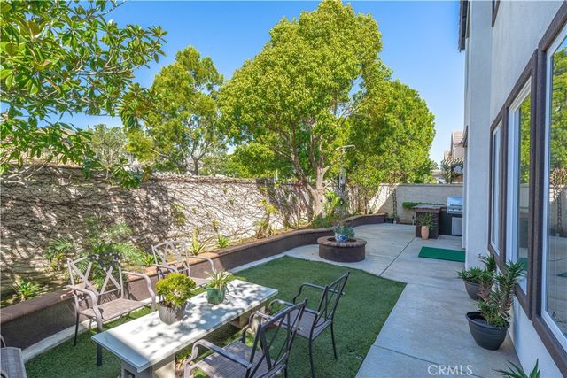 18571 Amalia, Huntington Beach, CA 92648