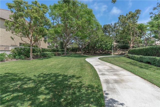 18571 Amalia, Huntington Beach, CA 92648