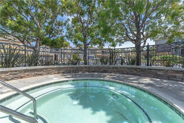 18571 Amalia, Huntington Beach, CA 92648