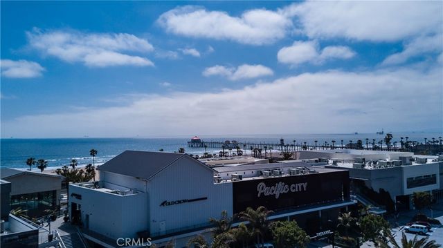 18571 Amalia, Huntington Beach, CA 92648