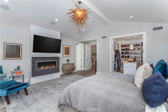 14234 Greenleaf Street, Sherman Oaks, CA 91423