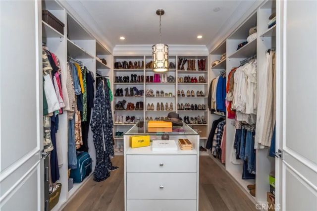 14234 Greenleaf Street, Sherman Oaks, CA 91423