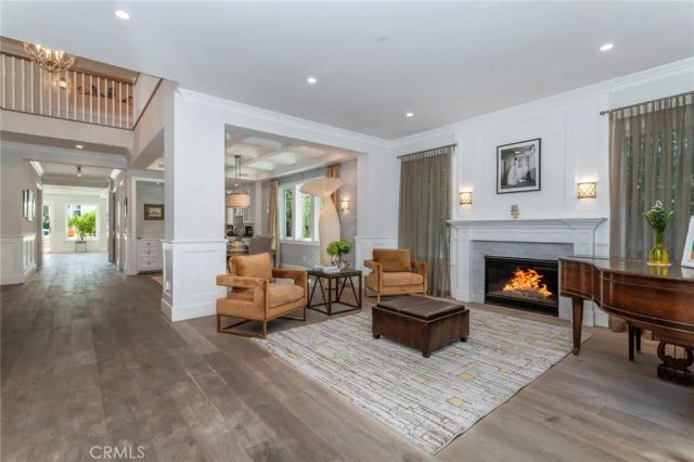 14234 Greenleaf Street, Sherman Oaks, CA 91423
