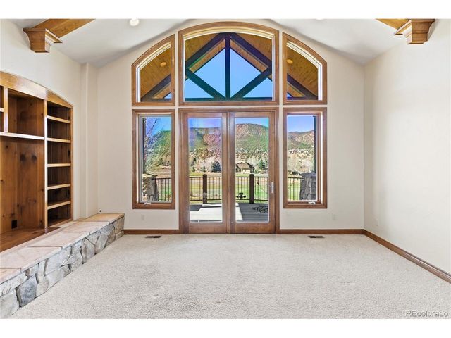 270 Black Bear Dr, Gypsum, CO 81637